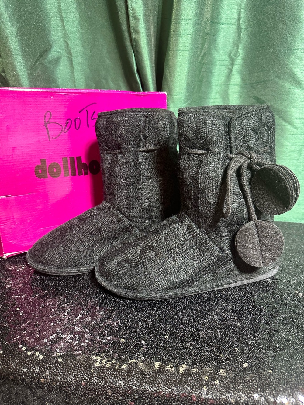 Dollhouse Black Cable Knit Pom Bootie Slippers size 8
